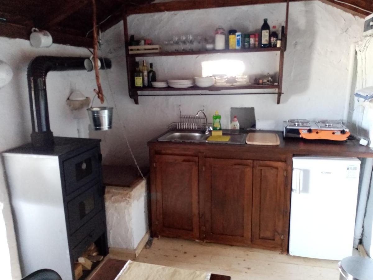 Pirate'S Nest Stone House Guest House Korcula Town Bagian luar foto